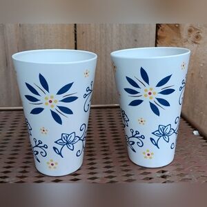 Temp-tations Old World Blue Cups Tumblers Plastic